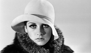 6 Iconic Makeup Looks That Came Out of the 1960s