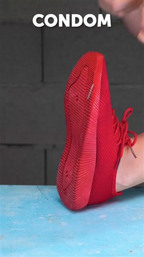 123 GO! Espanol on Instagram: "¿De zapato a portavasos con un condón? Míralo para creerlo  #reutilizar #manualidades #diychallenge #123go #funciona"