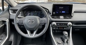 Toyota RAV4 LE Vs XLE: Which Trim is Right For You?