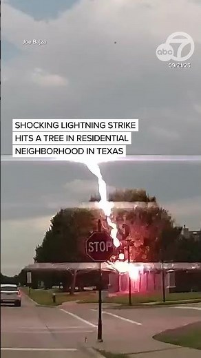 Shocking lightning strike hits a tree in residential neighborhood in Texas