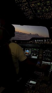 89K views · 1.1K reactions | Intercepting RNAV FLS Approach to 07R –...