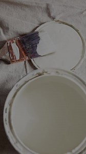 631K views · 638 reactions | There's a reason Alabaster SW 7008 is one of our most popular colors. It's wonderfully warm and versatile enough for any style. Save this post for future color inspiration. #SWColorLove:  1: @grace_into_joy  2: @thekoriestyle  3: @therurallegend  4: @thisoldbrickhouse  5: @lizzydesigns_  6: @thedrake_house #sherwinwilliams #paint #painting #diy #renovation #decor #interiordesign #alabaster #holidays #holidaydecor | Sherwin-Williams | Facebook