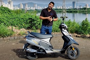 6.9K views · 69 reactions | Is the original scooty still relevant? Watch this in-depth review of the BS6 Scooty Pep Plus to know all the answers. इस विस्तृत हिंदी रिव्यू में आपको मिलेगी इस स्कूटर के बारे में हर वो जानकारी जो आप इसे खरीदने से पहले जानना चाहते हैं। | Motoroids India | Facebook