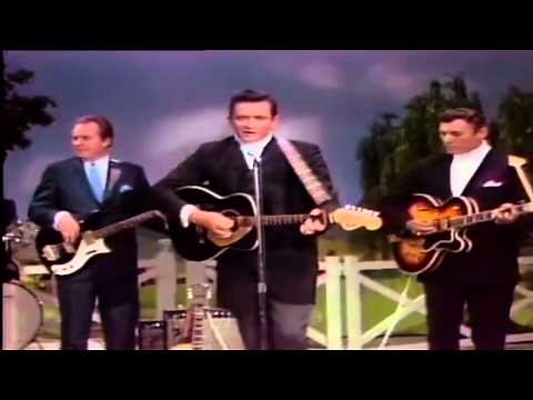 Johnny Cash - Ring Of Fire (OFFICIAL VIDEO) COLOR VERSION ReMastered