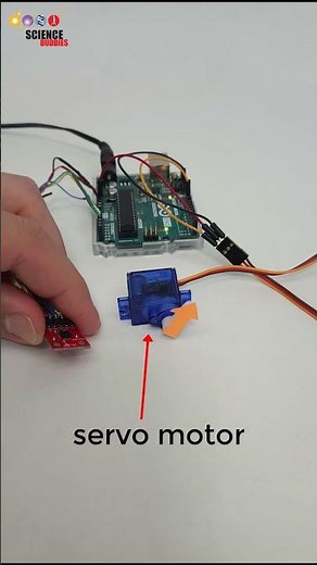 #arduino servo control with accelerometer