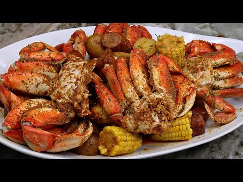 DUNGENESS Crab Boil | Seafood Boil Recipe