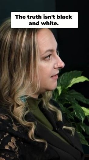 Simply Sacred w/Auroara Leigh on Instagram: "🌱 What if changing the narrative starts with education, not confrontation? In this clip, we hear a powerful reminder that growth is rarely black and white. Real change happens when we invite understanding, offer context, and stay committed to educating rather than demanding agreement. Sometimes, shifting the perspective of even one or two people creates more impact than silence ever could. 💛 Heart-centered leadership asks us to meet complexity with 