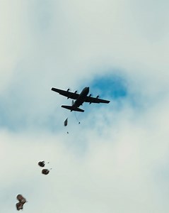 28K views · 831 reactions | Retour en images sur la séance de saut OA qui s’est tenue sur le causse廒 Armée de Terre Troupes de marine 3e Division 11e brigade parachutiste | 8e RPIMa | Facebook