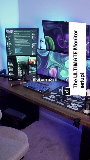 I’ve always wanted to try a vertical monitor, but I love the stacked monitor layout, so lets combine them! . So far im loving the convenience of 3 monitors, but we’ll see how much it actually gets used. I definitely think it looks great though! . #gamingmonitor #monitorsetup #3monitorsetup #verticalmonitor #gamingmonitors #monitorlayout #aboveaveragefps