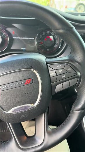 Cold start inside the cockpit 🔥 the HEMI woke the whole car up 😮‍💨🚗💨