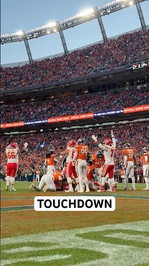 TEAM EFFORT FOR THE SCORE 😤