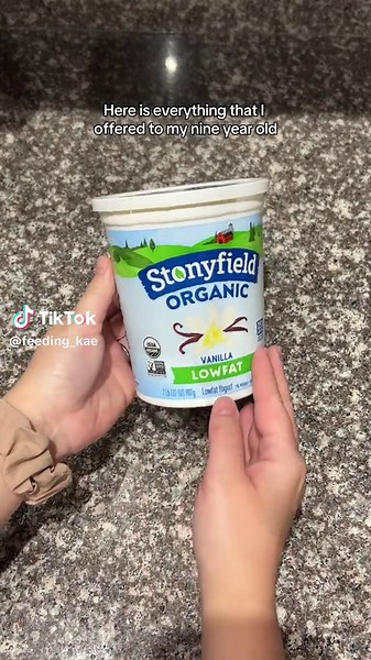 School lunch times are so hard on these young kids 😐 the least we can do is make it a little easier with sending foods we know they’ll actually eat 🫶🏽 #wieiad #pickyeater #food #forkids #breakfast