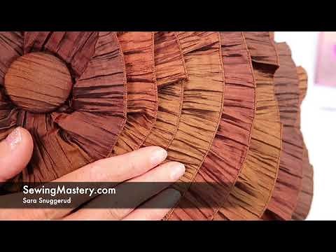 Singer 14CG754 ProFinish Serger Overlock 22 Rolled Hem