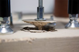 How do you test anchors?