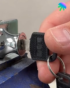 1.2M views · 7.7K reactions | Easy broken key extraction | Pixel Pop | Facebook