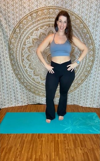 Day 13: 30 day challenge : Wind Relieving Pose #yoga #mobility