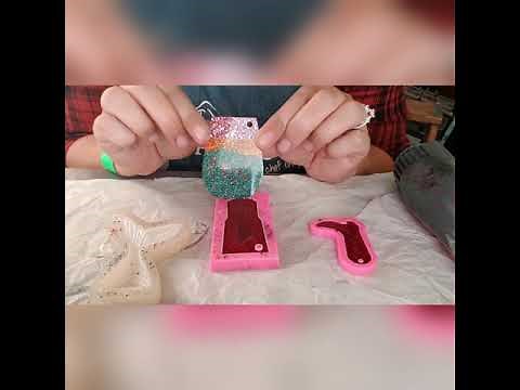 How to make epoxy keychains
