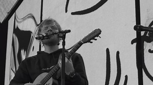 I love playing Beautiful People on tour! It's the first track on my new record, go buy it, stream it, share it x https://atlanti.cr/No6 | Ed Sheeran