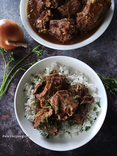 Southern Smothered Turkey Necks