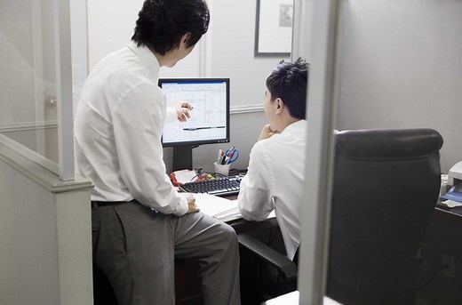 How to Make the Print Larger on a Computer Screen