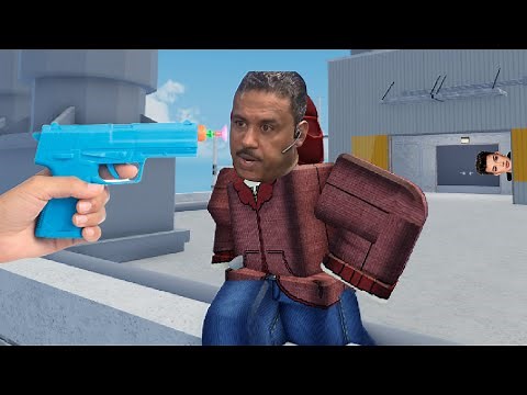 HOW TO SHOOT A GUN IN ROBLOX (Arsenal)