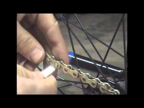 How to remove a bicycle chain with a master link