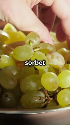 Why Everyone is Freezing Grapes – Genius! 🍇❄️