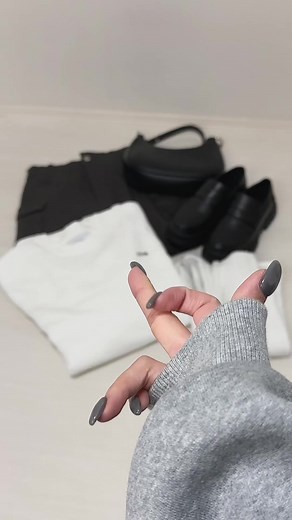 シンプルかわいいモノトーンコーデ🐼🤍 #韓国ファッション #骨格ウェーブ #fypシ