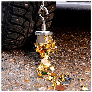 2.3M views · 2.2K reactions | Smart working car hacks that are easy to repeat | 5-Minute Crafts Family | Facebook