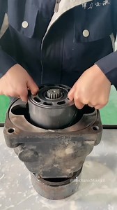 169K views · 2.5K reactions | Danfoss Hydraulic Pump Repair #pumprepair #mechanic #mechanicmike | Mechanic Mike | Facebook