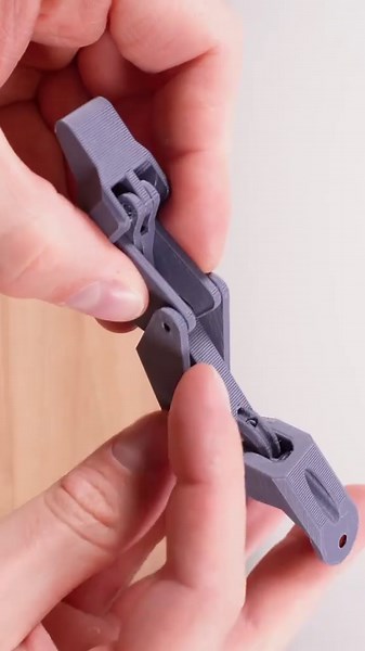 Fixing my robot hand before it falls apart