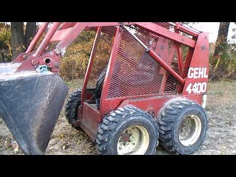 Brush Clearing and a Big Problem with Gehl 4400 skid steer