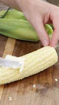 Microwave Corn on the Cob No Shucking
