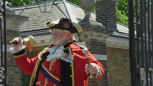 Peppa Pig's sister baby Evie announced to the world