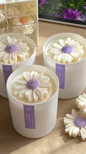 How we make our floral spring soy candles #candlemaking #candletiktok #candlesmallbusiness