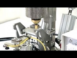 自動卓上射出成形機（自動化応用例）【モールドロック®】