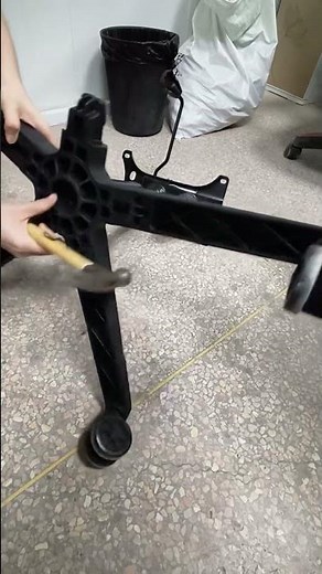 How to disassemble a chair