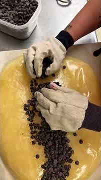 Chocolate filled peppermint ribbon candy made FROM SCRATCH! 😍😋