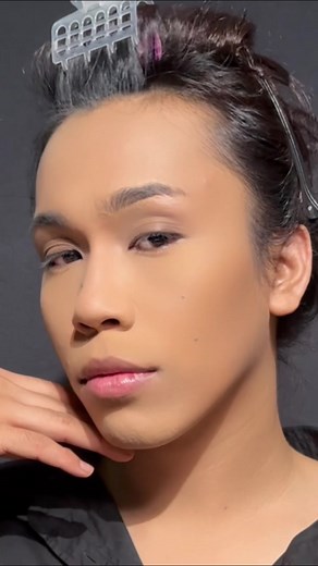 Achievable Daily Soft Matte Finish Foundation with Mac Studio Fix Fluid Kaizen