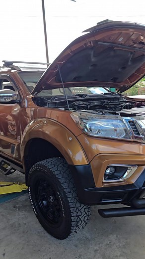 Getting this VL NP300 lifted. Body lift kit supplied and installed. Contact 340-2604/357-4570 for more info #np300 #navara #frontier #4x4 #liftedtrucks #bodylift #trinidad #trini_tiktok @Brian Bahgwandass
