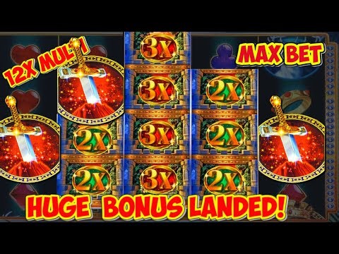 HUGE 12X MULTIPLIER on The King And The Sword Slot Machine! WMS Classic MAX BET Live Play - MASSIVE