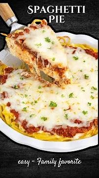 The Spaghetti Pie Recipe That Saves Dinner #shorts #homecooking