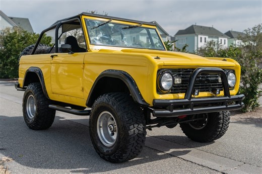 Modified 1966 Ford Bronco Roadster