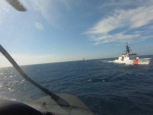 521K views · 914 reactions | ️ Check out this video of #triservice interoperabilty in action! USS Roosevelt (DDG80) and U.S. Coast Guard Cutter Hamilton (WMSL 753) conduct a series of passing and communication exercises, along with helicopter operations in the Mediterranean Sea. #AdvantageAtSea U.S. Coast Guard Atlantic Area Command | U.S. Naval Forces Europe-Africa/U.S. Sixth Fleet | Facebook