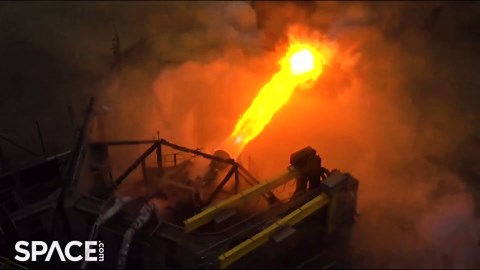 Watch what happens to the Raptor engine after a SpaceX test