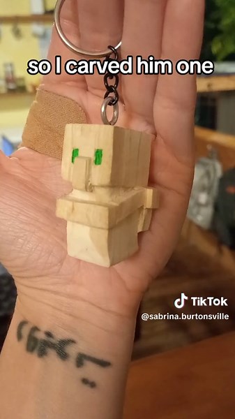 How to Craft a Totem of Undying Keychain