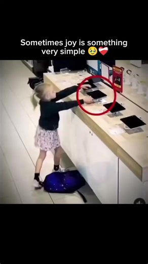 Sometimes joy is something very simple 🥹❤️‍🩹 #SimpleJoys #Gratitude #Mindfulness #TheFeelingSpot #PositiveVibes