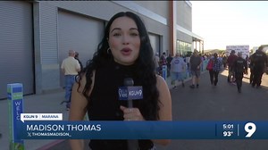 Long-awaited Fry's grocery store opens in Gladden Farms community