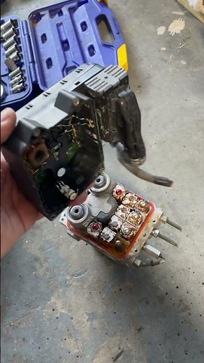 Can you replace the ABS Module on a Toyota Highlander?