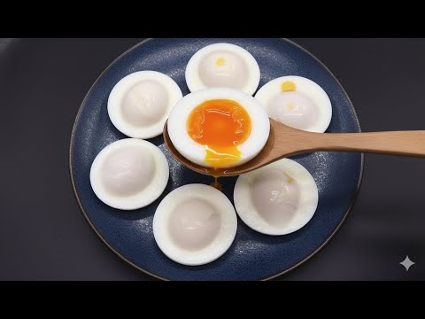 A 5-Star Chef Taught Me How to Poach Eggs Restaurant-Style at Home.